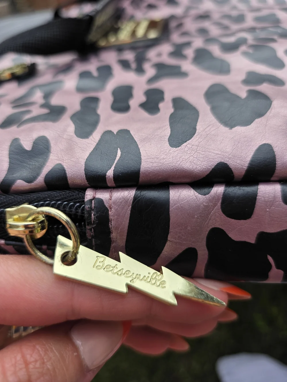 Betseyville Betsey Johnson Pink Leopard Laptop Bag Gold Plate Lightning Charm